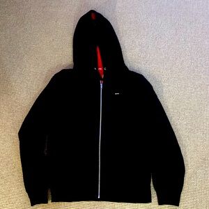 Authentic Supreme hoodie